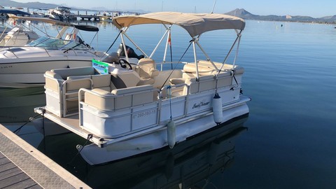 Sunchaser Boats Traverse 7516 Cruise