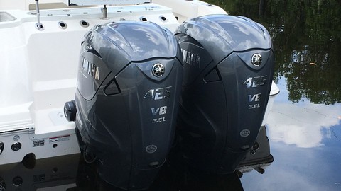 Sea Fox 328 Commander