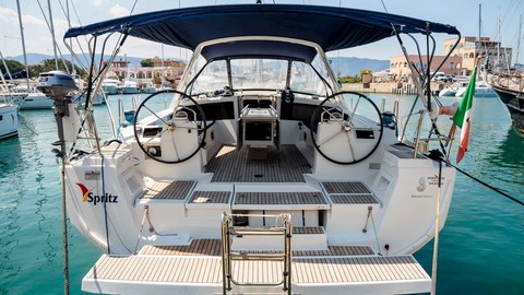 Beneteau Oceanis 48