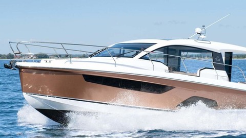Sealine C330