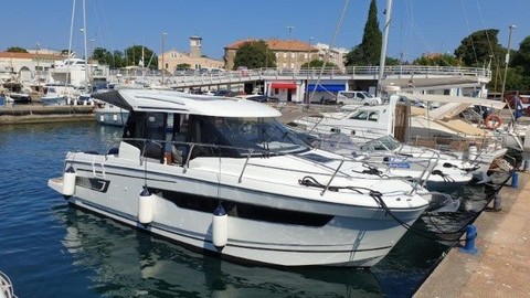 Jeanneau Merry Fisher 895