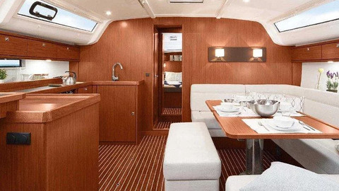 Bavaria Cruiser 51