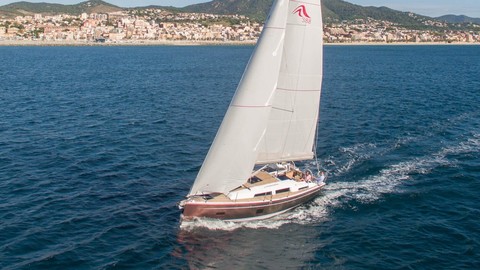 Hanse 388