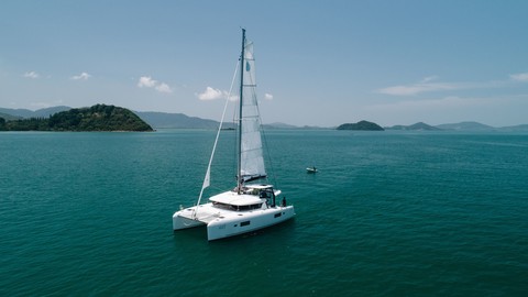 Lagoon 42