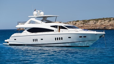 Sunseeker 86 Yacht