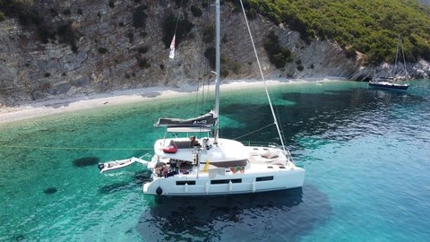 Lagoon 50