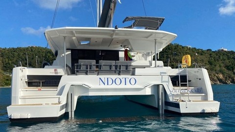 Fountaine Pajot Astréa 42