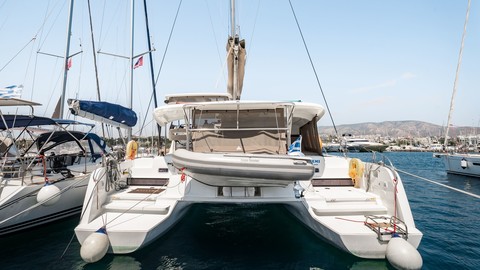 Lagoon 42