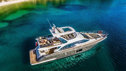 Azimut 66