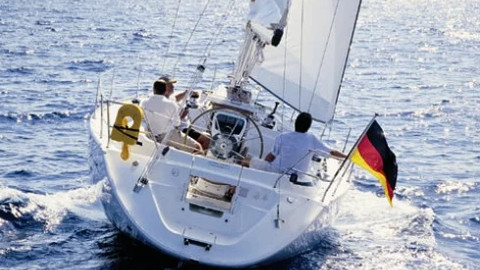 Bavaria 38
