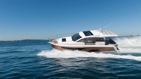 Sealine C330