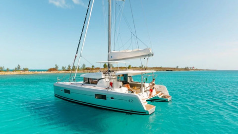 Lagoon 42