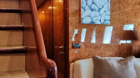 Overmarine Mangusta 72