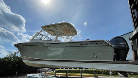 Grady-White Freedom 275