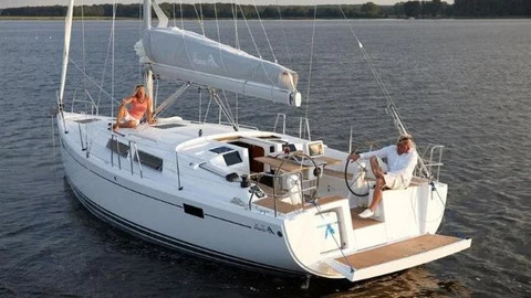 Hanse 385