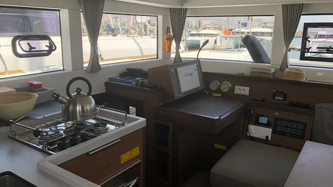 Lagoon 40