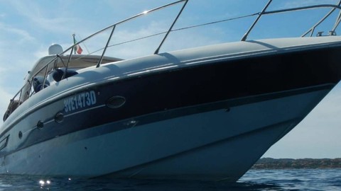 Blu martin 58 feet open