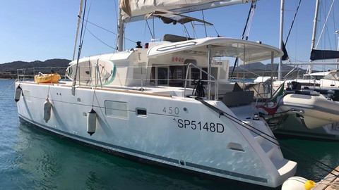 Lagoon 450 F