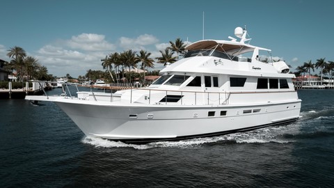 Hatteras 65