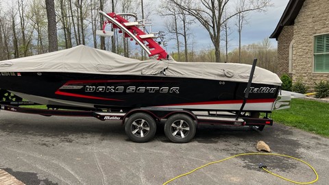 Malibu Wakesetter 24 MXZ