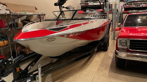 Malibu Wakesetter 247 LSV
