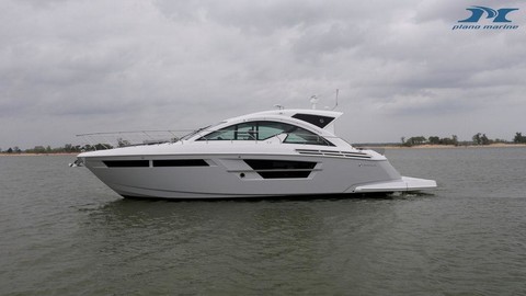 Cruisers Yachts 54 Cantius
