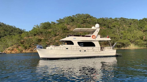 SES Yachts custom trawler yacht 94