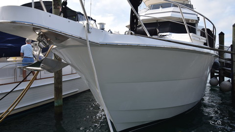 Hatteras GT 54