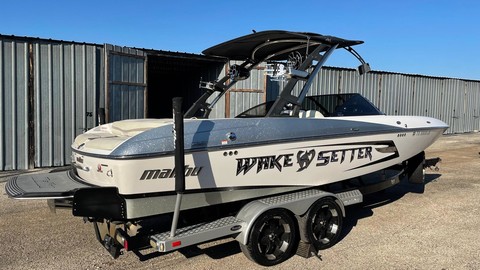Malibu Wakesetter 22 MXZ
