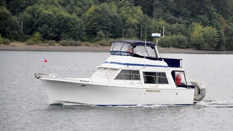 Bluewater yachts 42 coastal cruiser
