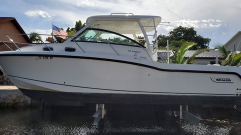 Boston Whaler 315 Conquest