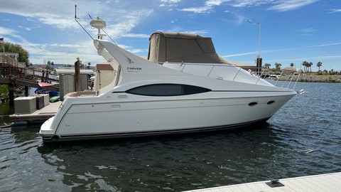 Carver 36 Mariner