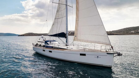 Beneteau Sense 57