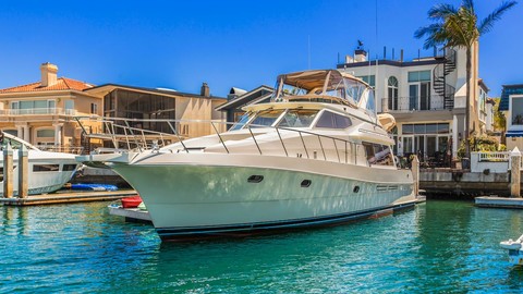 Mckinna 57 pilothouse