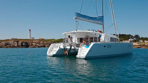 Lagoon 450 F