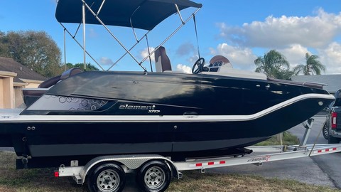 Bayliner Element XR7
