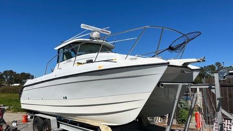 Glacier bay isle runner blue hull 2670