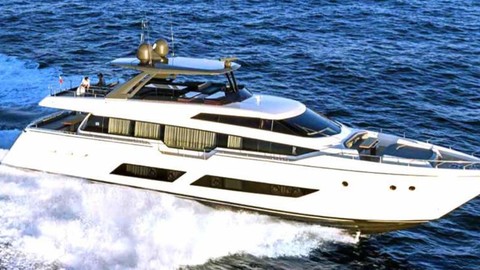 Ferretti 850