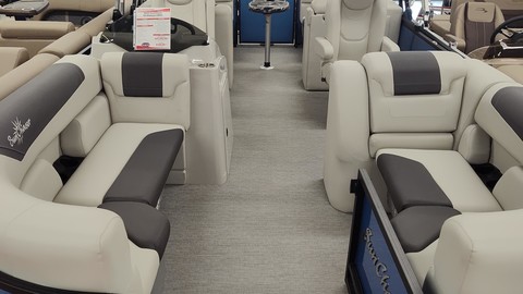 Sunchaser Boats Geneva Cruise 22 LR DH