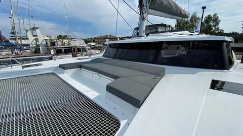 Fountaine Pajot Astréa 42