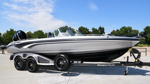 Everglades 230 cc w/ 250 verado