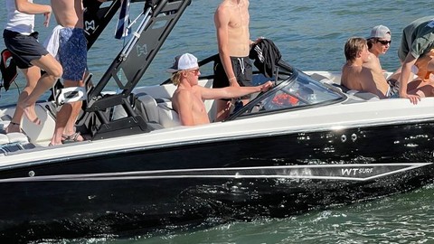 Bayliner Heyday WT-Surf