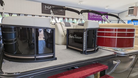 Sunchaser Boats Geneva Cruise 22 LR DH