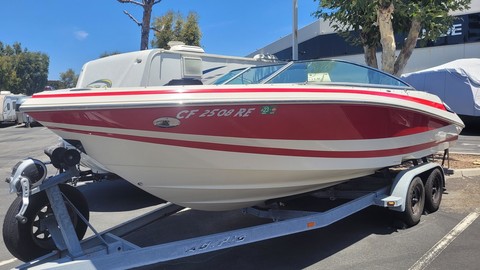 Regal 2200 Bowrider