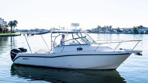 Boston Whaler 285 Conquest