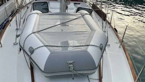 Beneteau Oceanis 411 Celebration