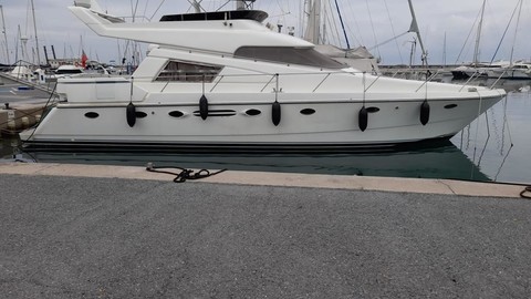 Palmer Johnson cockpit motor yacht