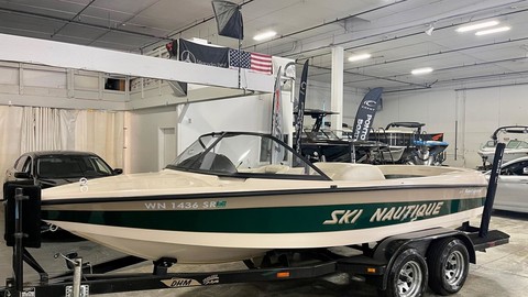 Correctcraft ski nautique