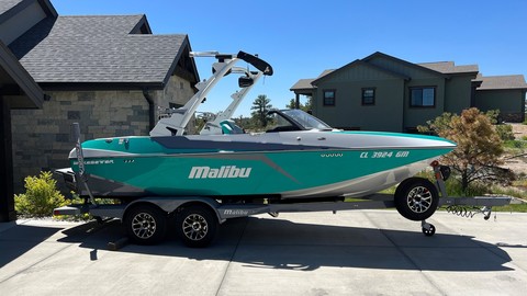 Malibu Wakesetter 21 MLX
