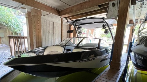 Malibu Wakesetter 247 LSV